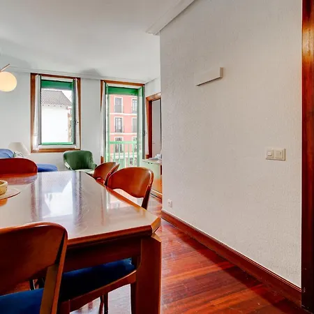 Luminoso En Con Terraza, Centro, 3hb דירה הונדאריבה