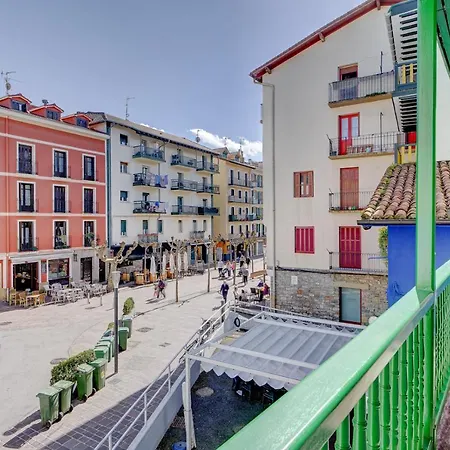 Luminoso En Con Terraza, Centro, 3hb Lejlighed Hondarribia