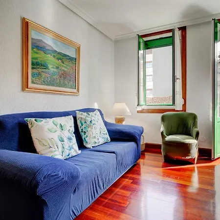 Apartamento Luminoso En Con Terraza, Centro, 3hb *